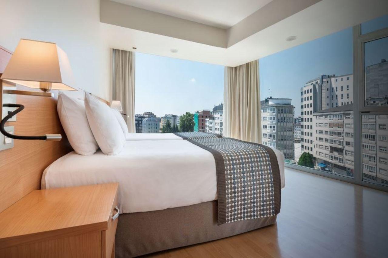 Exe Puerta San Pedro Hotel Lugo Ngoại thất bức ảnh