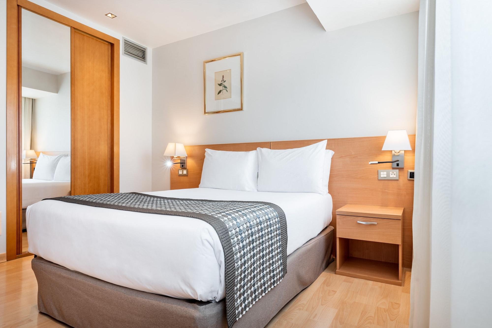 Exe Puerta San Pedro Hotel Lugo Ngoại thất bức ảnh