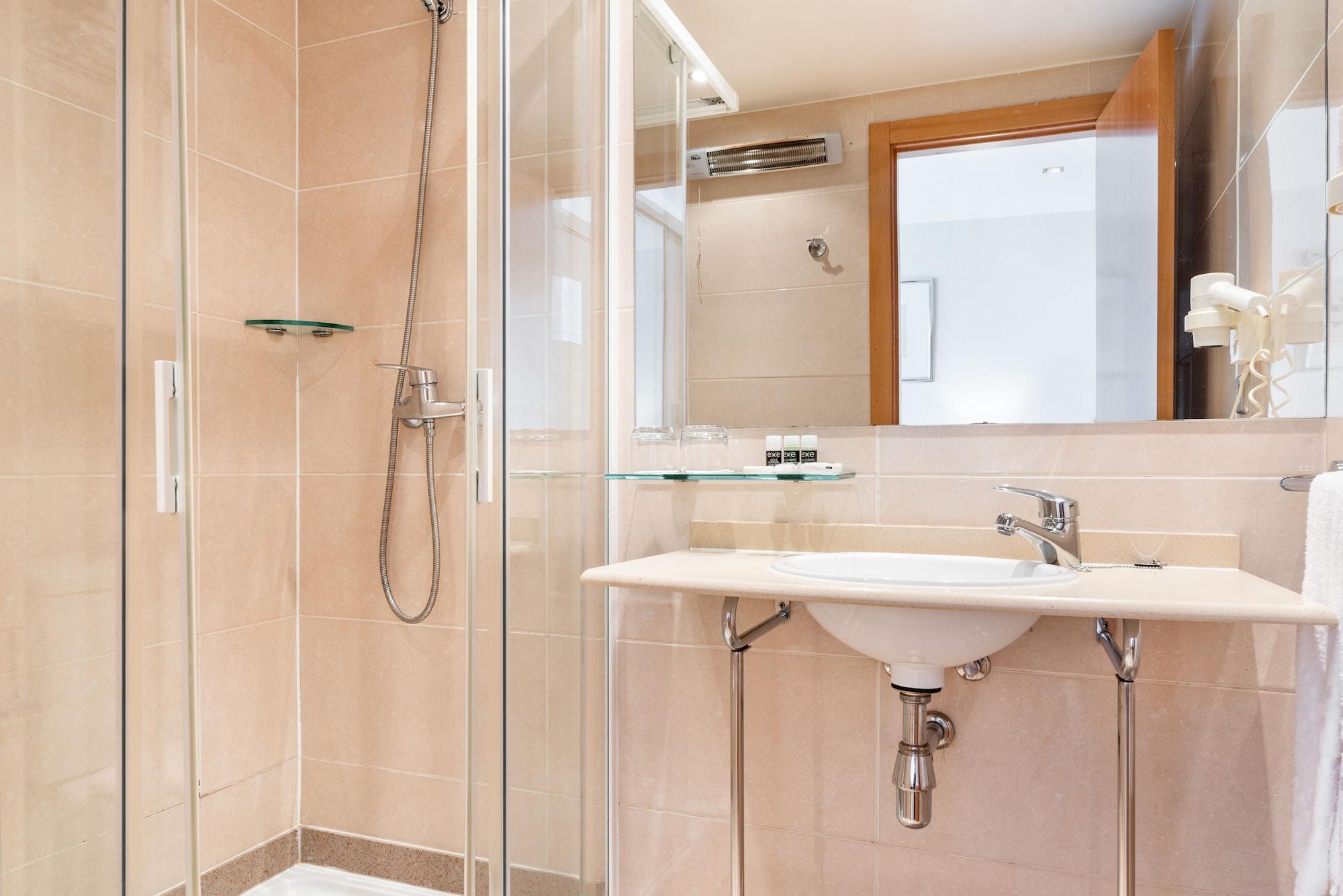 Exe Puerta San Pedro Hotel Lugo Ngoại thất bức ảnh