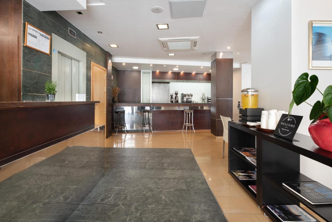 Exe Puerta San Pedro Hotel Lugo Ngoại thất bức ảnh