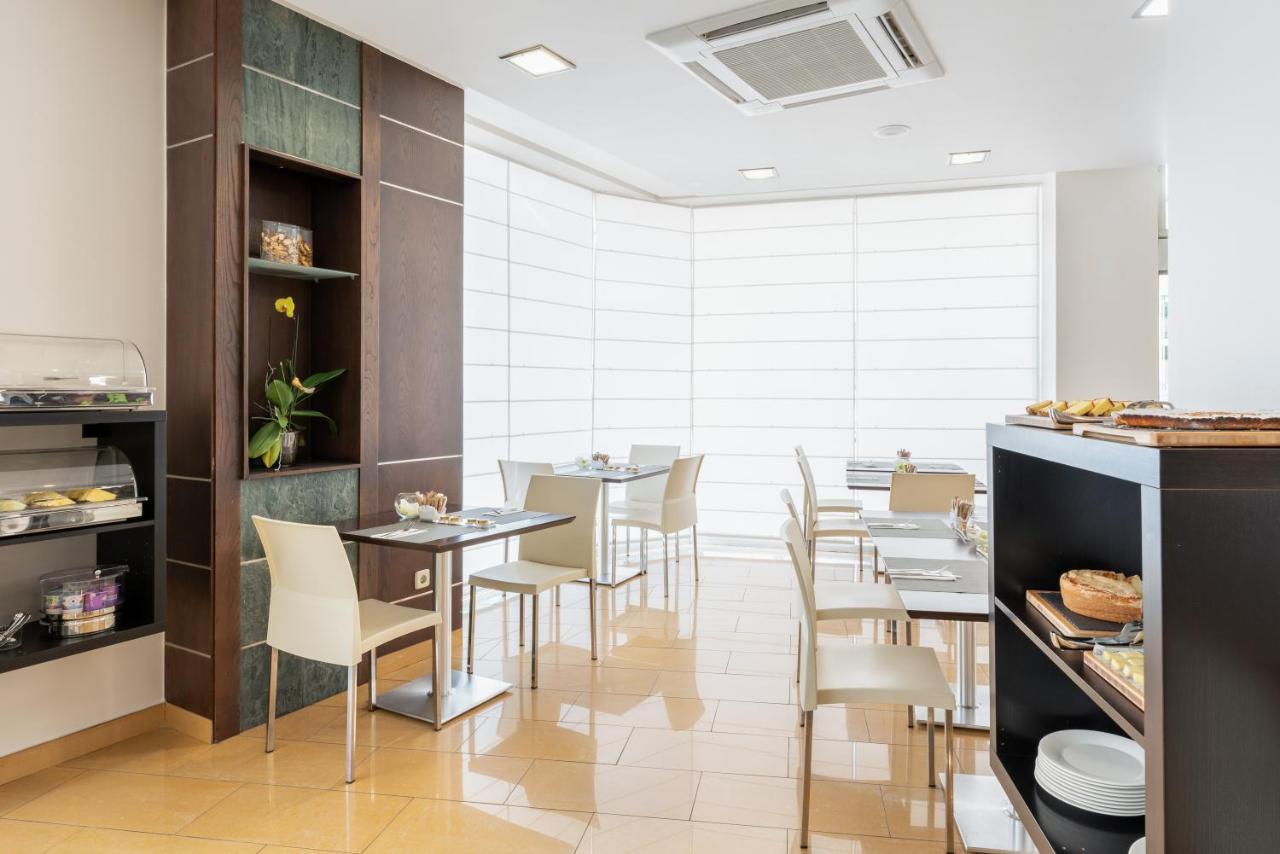 Exe Puerta San Pedro Hotel Lugo Ngoại thất bức ảnh