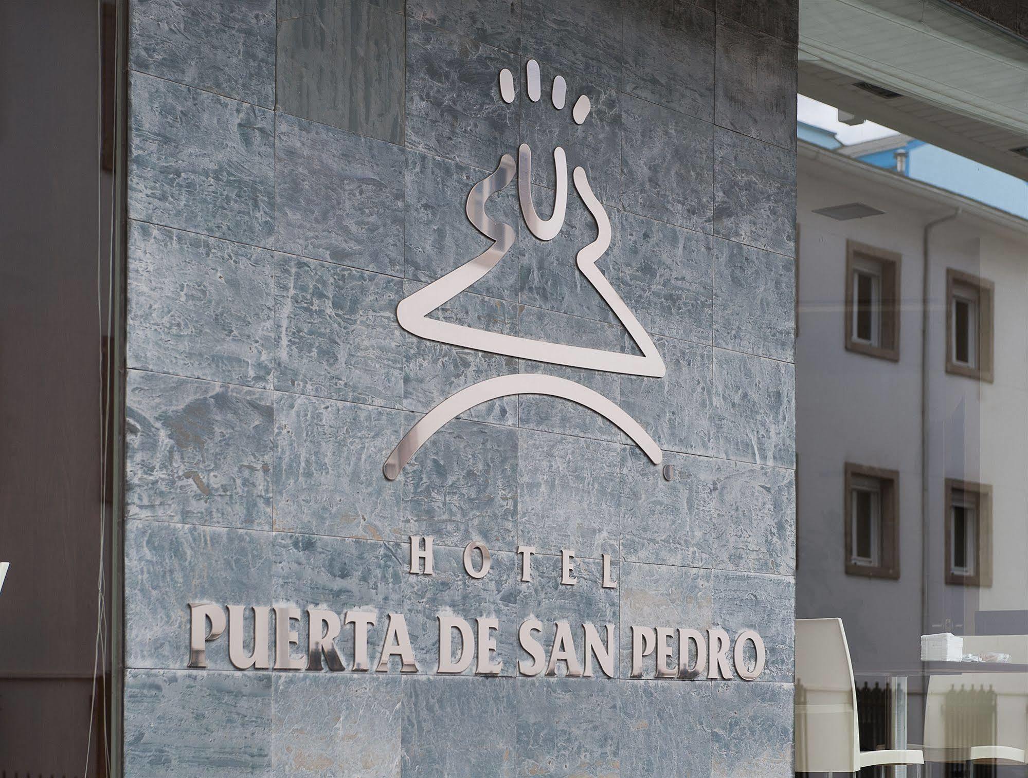 Exe Puerta San Pedro Hotel Lugo Ngoại thất bức ảnh